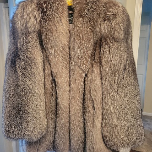 Genuine Fox coat - Picture 1 of 2